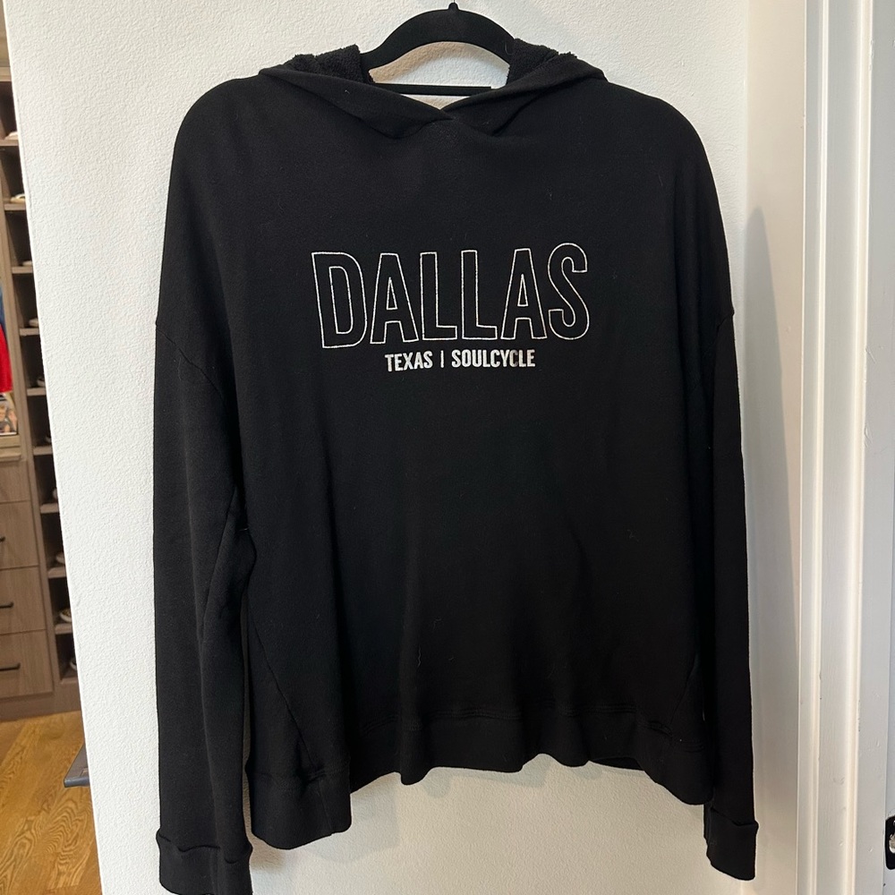 Women’s Soul Cycle Dallas hoodie • size: small • split hem back